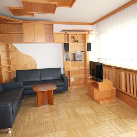 Geraeumige Ferienwohnung Im Zentrum Ζανκτ Πέλτεν Εξωτερικό φωτογραφία