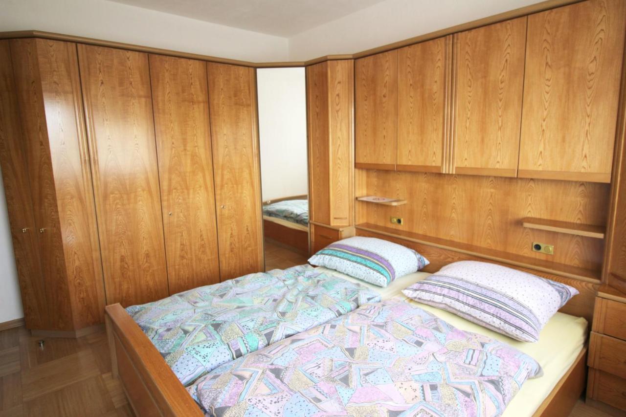 Geraeumige Ferienwohnung Im Zentrum Ζανκτ Πέλτεν Εξωτερικό φωτογραφία