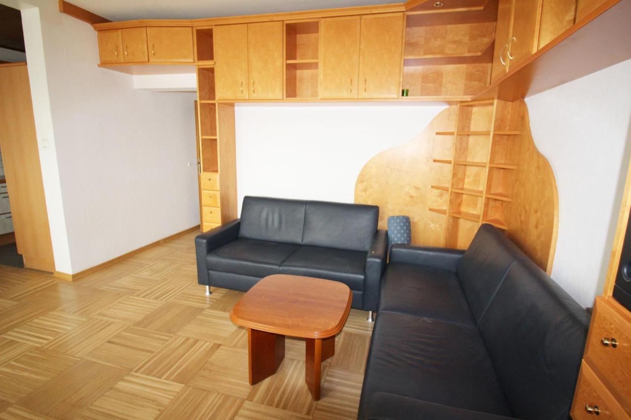 Geraeumige Ferienwohnung Im Zentrum Ζανκτ Πέλτεν Εξωτερικό φωτογραφία